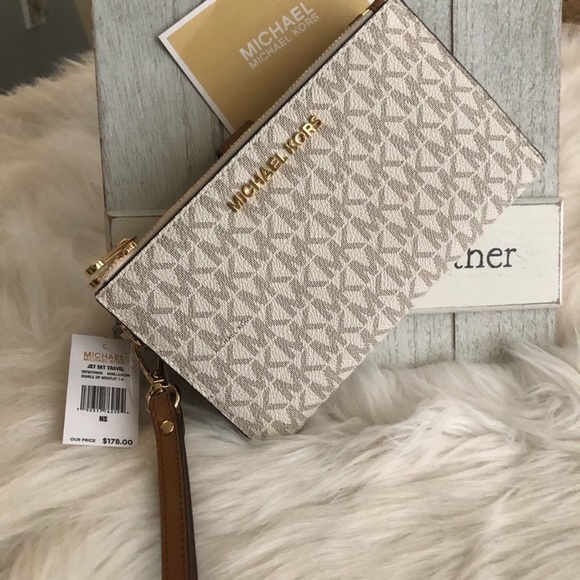 Last one‼️ 3 in 1 New ⭐️ MK double zipper vanilla - Picture 3 of 4